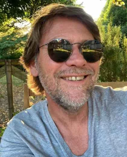 Laurent Romejko Vie Privée, Taille, Poids, Origine, Parents, Fortune, Âge