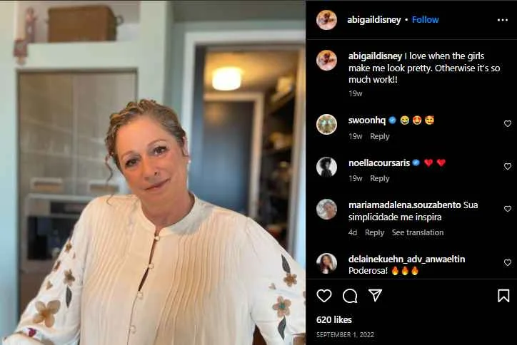 Abigail Disney Vermögen, Alter, Eltern, Ehemann, Kinder, Größe