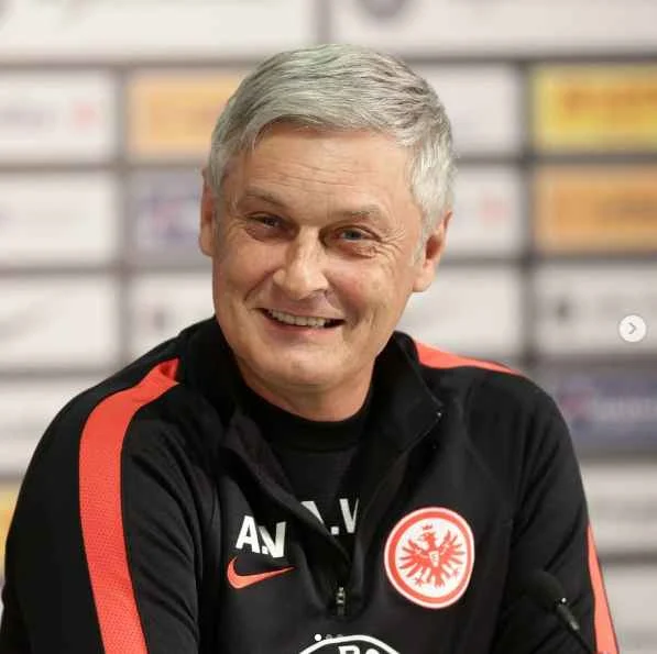 Armin Veh Vermögen, Eltern, Alter, Ehefrau, Kinder, Größe