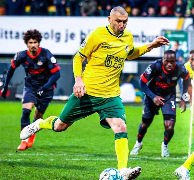 Burak Yilmaz Vermögen, Eltern, Alter, Ehefrau, Kinder, Größe
