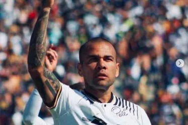 Dani Alves Zon