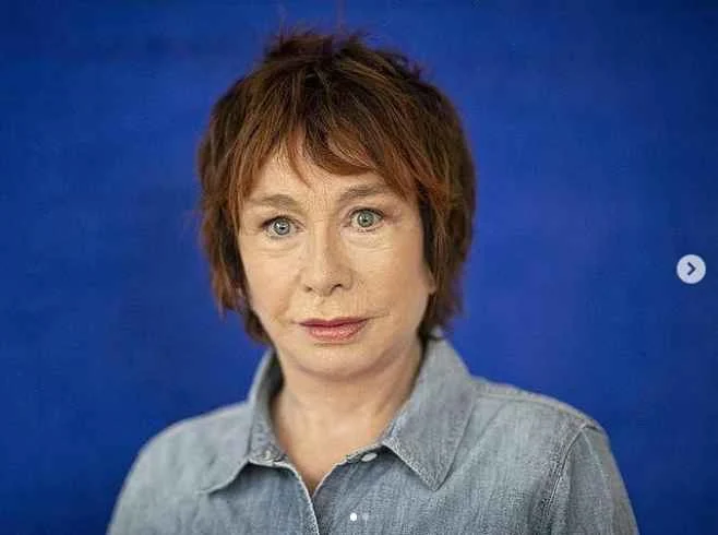 Elfie Donnelly Vermögen, Eltern, Alter, Ehemann, Kinder, Größe