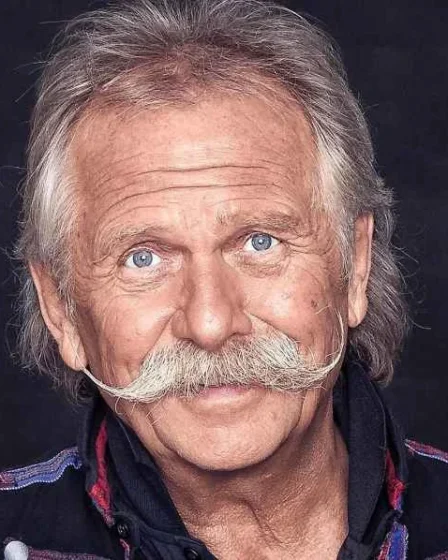 Henning Krautmacher Zon