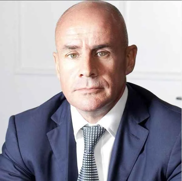Johan Eliasch Vermögen, Eltern, Alter, Ehefrau, Kinder, Größe…