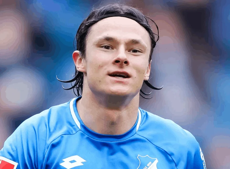 Nico Schulz Vermögen, Kinder, Alter, Eltern, Größe, Partner